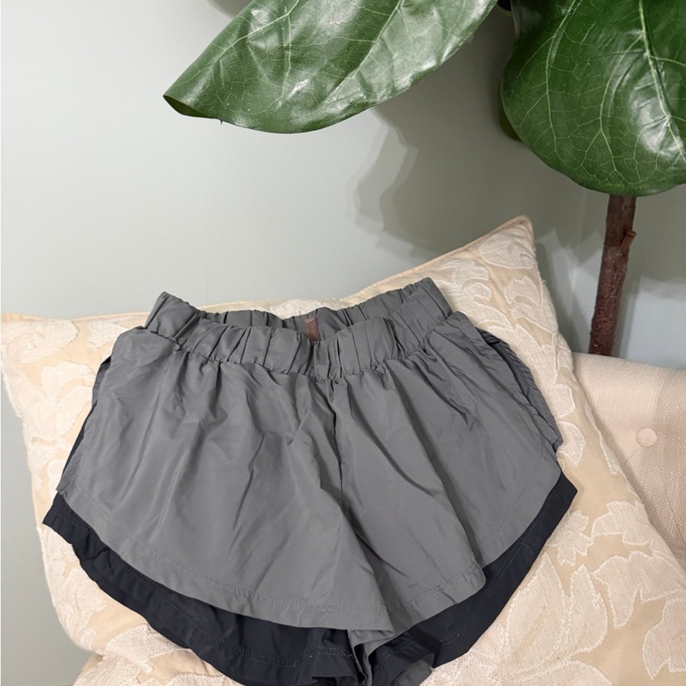 Women's Gray Double-Layer Athletic Shorts